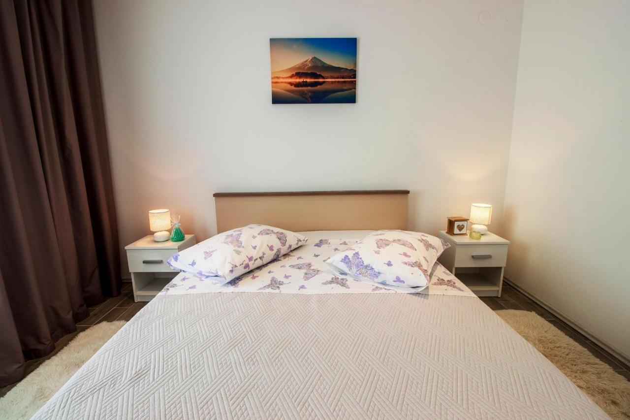 Hill Apartment With Private Pool Kučine Exteriér fotografie
